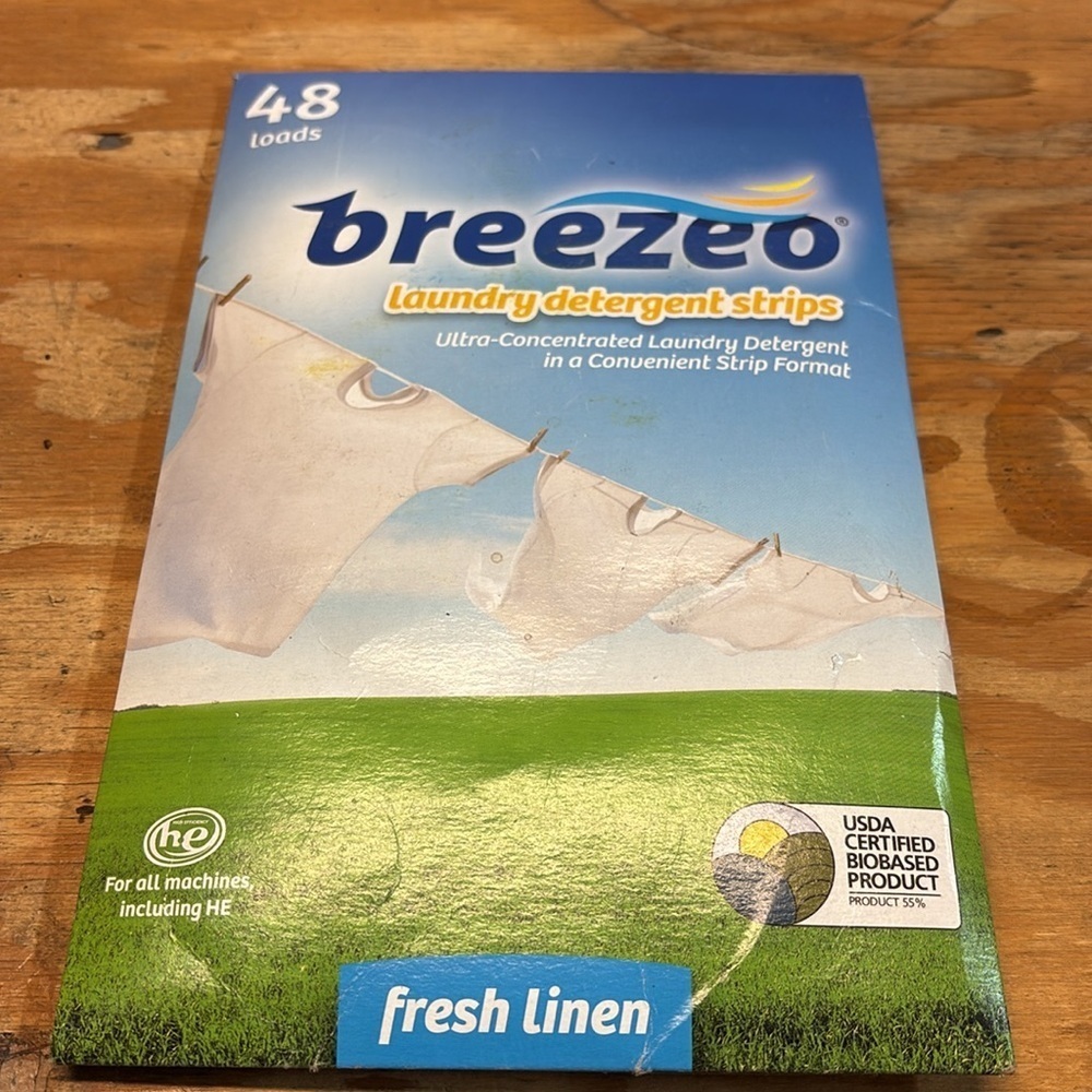Breezeo laundry strips. About 40 left in the pack - Picture 2 of 4